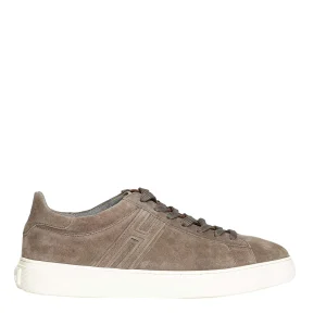 Acquista le nuove sneakers HOGAN in suede beige da noi!