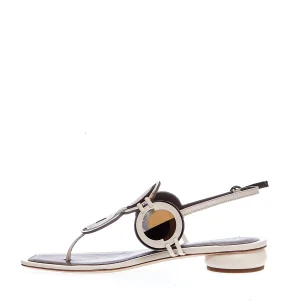 Acquista le tue sandali TORY BURCH con cerchi di colomba