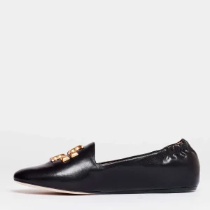 Acquista online i mocassini TORY BURCH in pelle nera con logo dorato