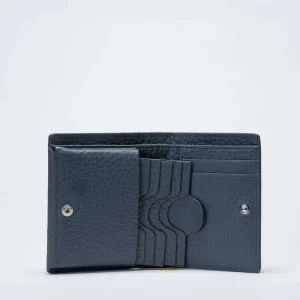 Card holder wallet in teal textured leather: scopri le nostre scarpe!