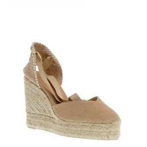 Espadrilla zeppa beige: eleganza e comfort al top