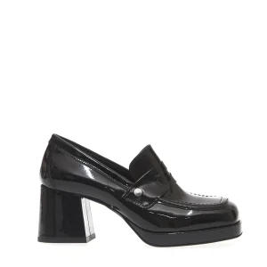 Scarpe eleganti e confortevoli: scopri i mocassini con tacco 70