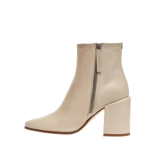 Scarpe in pelle avorio con tacco 80 - HALMANERA