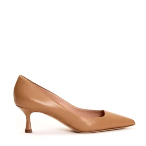 Scarpe in pelle color caramello: eleganza e stile unico