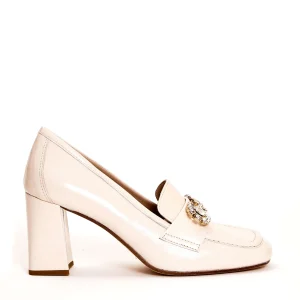 Scarpe in pelle lucida con fibbia strass: acquista online!