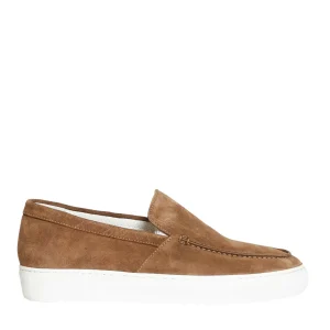 Scarpe in suede Doucal's: eleganza e comfort per ogni occasione