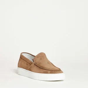Scarpe in suede Doucal's: eleganza e comfort per ogni occasione