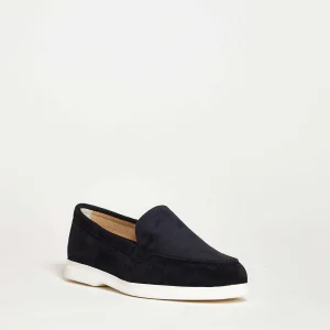 Scarpe slip on in morbido suede blu: scopri la nostra selezione