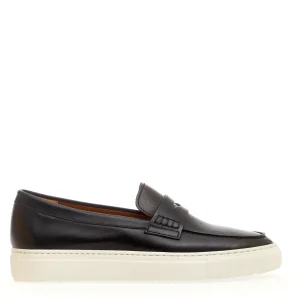 Scarpe slip-on in pelle blu con suola bianca da Doucal's