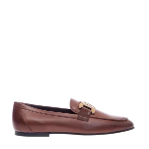 Scarpe TOD'S - mocassino in pelle color marrone con fibbia a catena