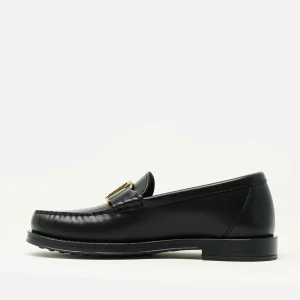 Scarpe Tod's: eleganti mocassini con fibbia T in pelle nera