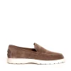 Scarpe Tod's: Mocassini in camoscio beige con suola in gomma bianca