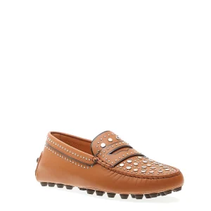 Scarpe Tod's: Mocassino in pelle marrone con borchie