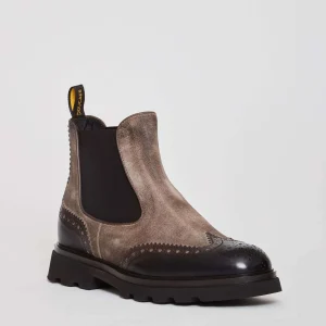 Scarpe vintage Doucal's: eleganza e stile inglese in pelle scamosciata