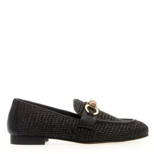 Scopri i nostri eleganti moccasin in raffia nera intrecciata