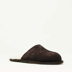 Scopri le comode pantofole in pelle di pecora UGG
