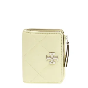 Scopri le scarpe TORY BURCH: eleganza e stile unico!