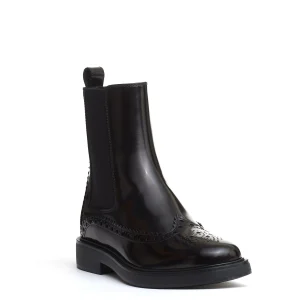 stivaletto bucature nero