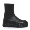 stivaletto elasticizzato nero fondo in gomma alto