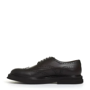 stringata pelle marrone bucature